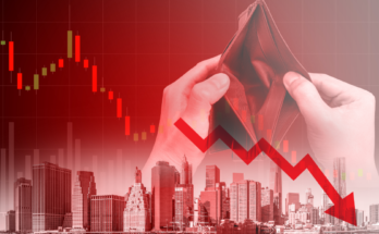 New Zealand’s Economy Falls Into Recession, Currency Drops